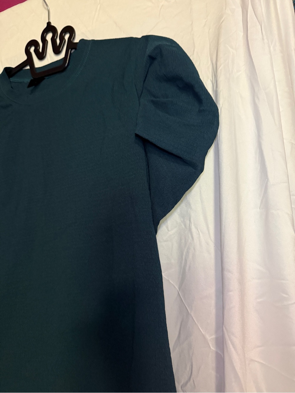 SHEIN Teal Puff Sleeve Crewneck Short Sleeve Top